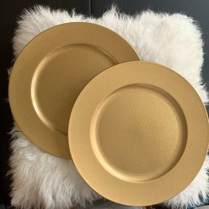 Gold charger plates